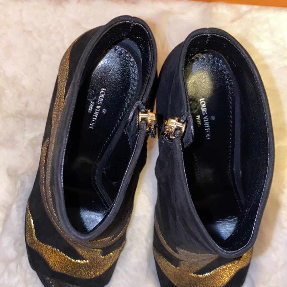 LOUIS VUITTON Gold Flame Peep Toe Booties - Picture 8 of 17